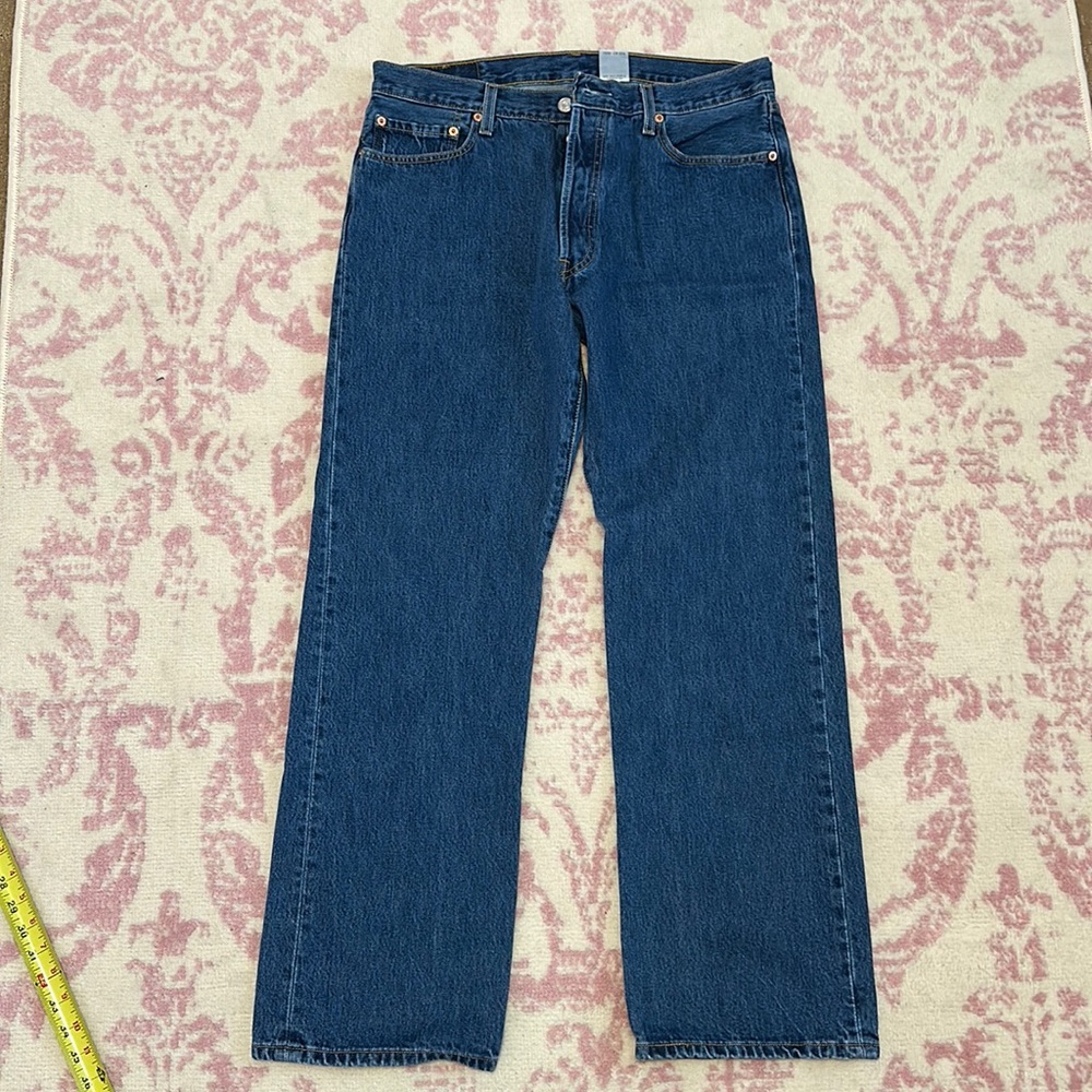 Levi’s 501 Mens Jeans Waist 36x32 Button Fly Closure 5-Pocket Dark Blue